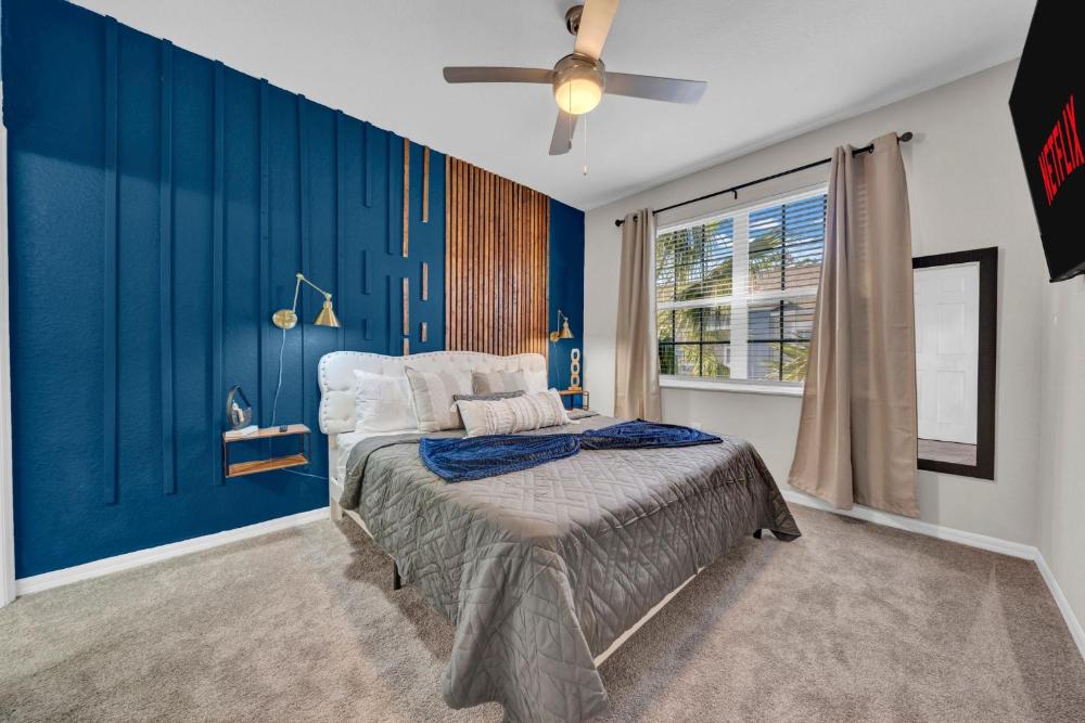 Modern 2BR2BA King Bed Pool, Gym #6